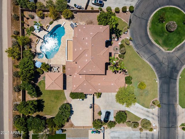 3233 E INDIGO Circle, Mesa, AZ 85213