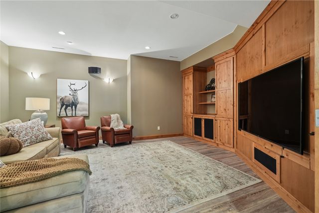 2804 Deer Valley Drive NW, Swisher, IA 52338