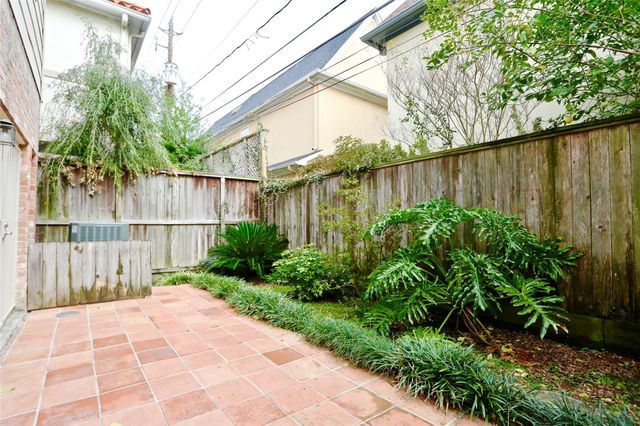 1721 Potomac Drive C, Houston, TX 77057