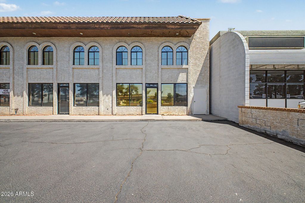40 W BASELINE Road 104, Mesa, AZ 85210 — exterior