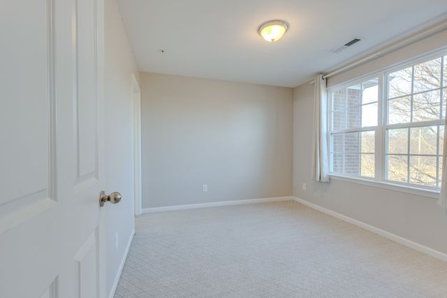 304 Oldbury Ln, Spring Hill, TN 37174