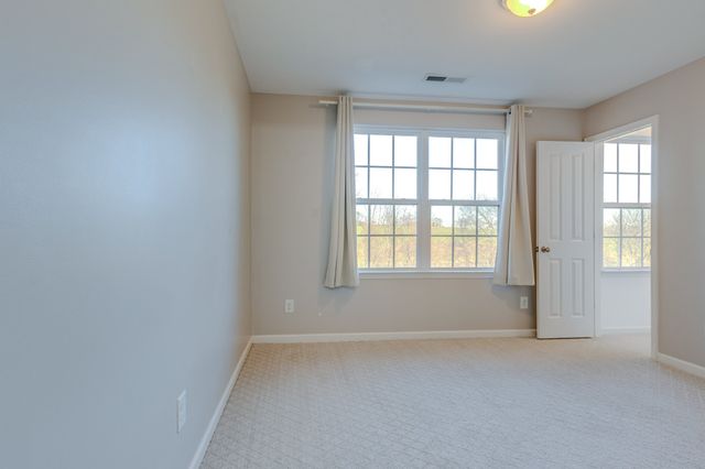 304 Oldbury Ln, Spring Hill, TN 37174