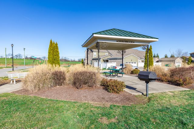 304 Oldbury Ln, Spring Hill, TN 37174