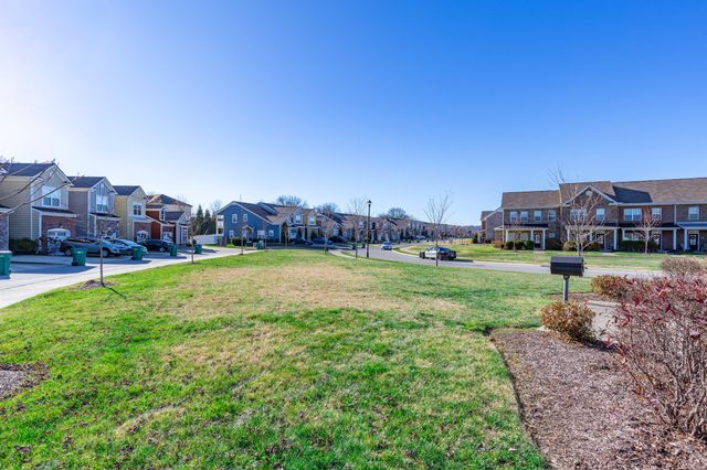 304 Oldbury Ln, Spring Hill, TN 37174