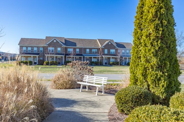 304 Oldbury Ln, Spring Hill, TN 37174