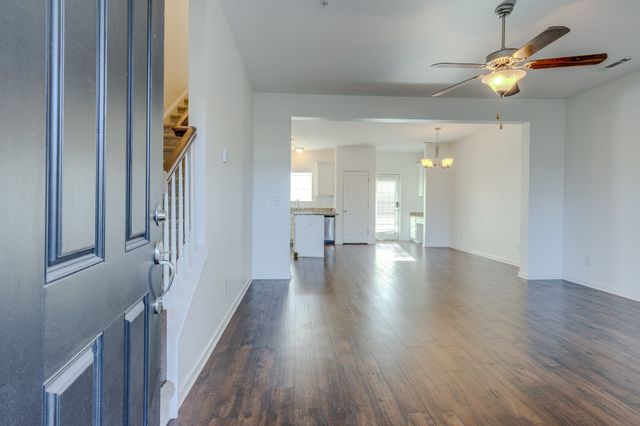 304 Oldbury Ln, Spring Hill, TN 37174