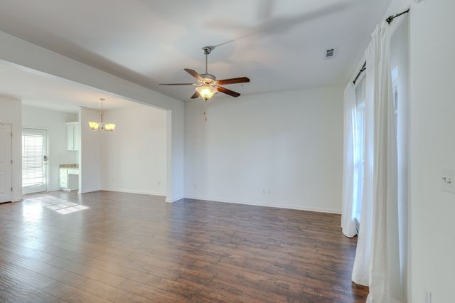 304 Oldbury Ln, Spring Hill, TN 37174