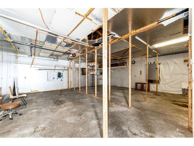 2050 S Irving St, Denver, CO 80219