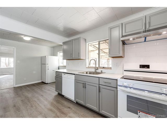 2050 S Irving St, Denver, CO 80219