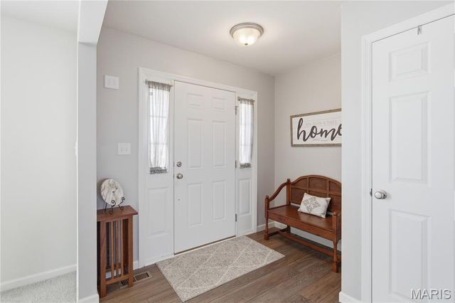 730 Palisades Drive, St Charles, MO 63301