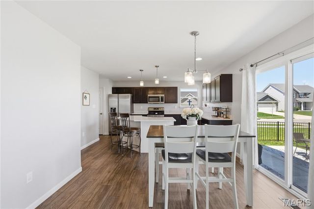 730 Palisades Drive, St Charles, MO 63301