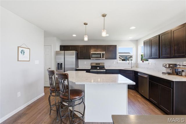 730 Palisades Drive, St Charles, MO 63301