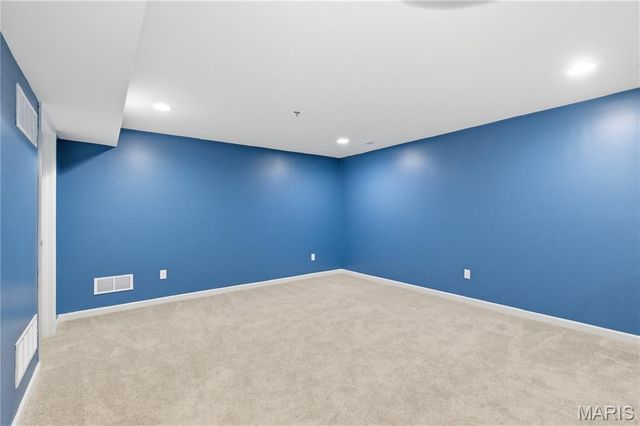 730 Palisades Drive, St Charles, MO 63301