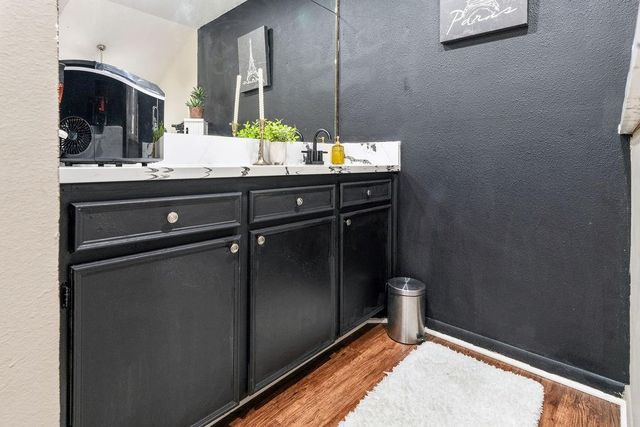 220 Any Way Street, Lake Jackson, TX 77566