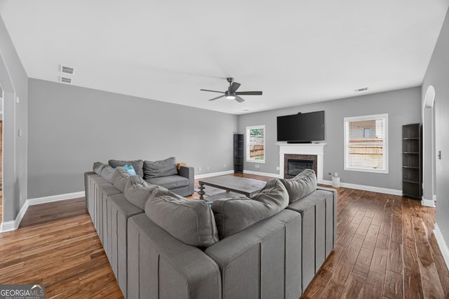 3831 Lake Haven Way, Atlanta, GA 30349