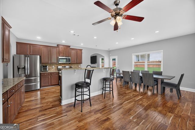 3831 Lake Haven Way, Atlanta, GA 30349