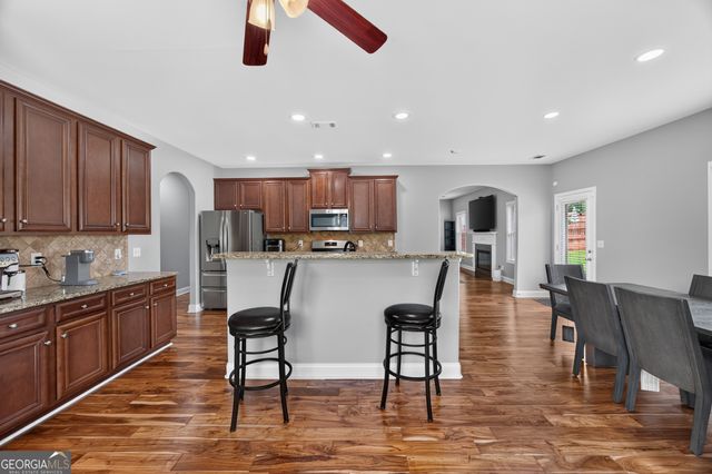3831 Lake Haven Way, Atlanta, GA 30349