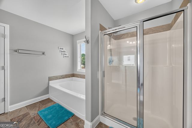 3831 Lake Haven Way, Atlanta, GA 30349