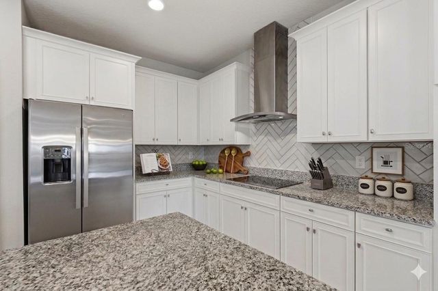 5059 BROMELIAD AVENUE, Wimauma, FL 33598