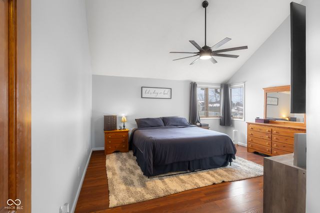 2917 Silver Fox Drive, Columbus, IN 47203