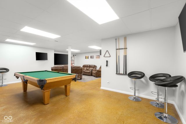 2917 Silver Fox Drive, Columbus, IN 47203