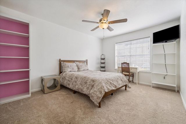855 Augusta Drive 27, Houston, TX 77057