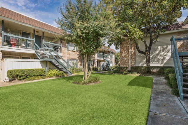 855 Augusta Drive 27, Houston, TX 77057