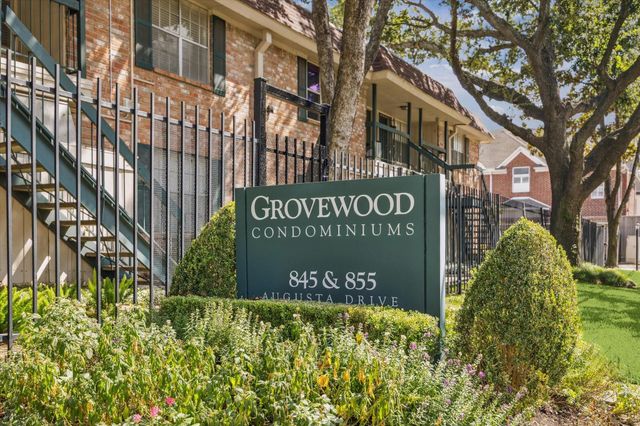 855 Augusta Drive 27, Houston, TX 77057