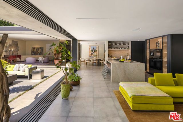 1087 Moraga Drive, Los Angeles, CA 90049