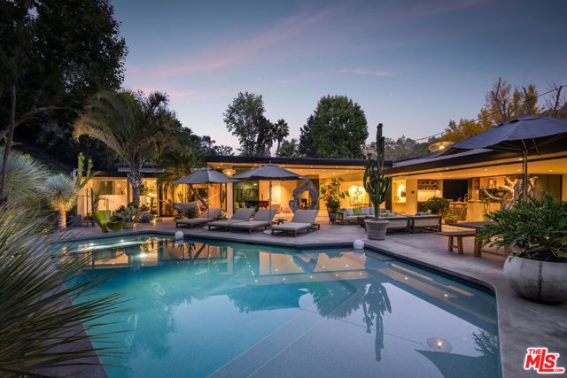 1087 Moraga Drive, Los Angeles, CA 90049