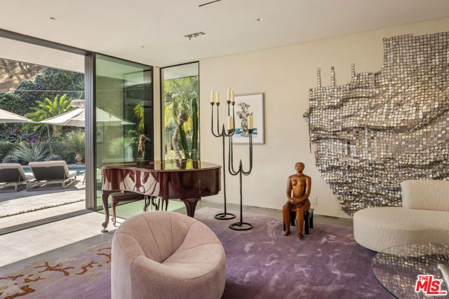 1087 Moraga Drive, Los Angeles, CA 90049