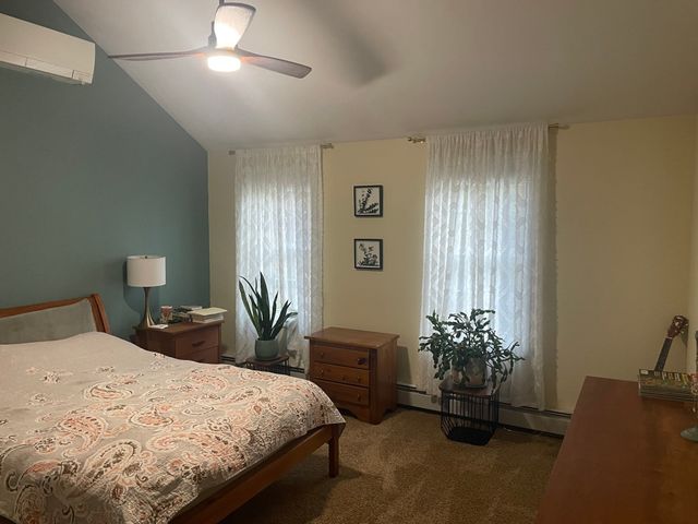 7 Lauren Ln, Sturbridge, MA 01518