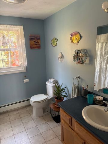 7 Lauren Ln, Sturbridge, MA 01518