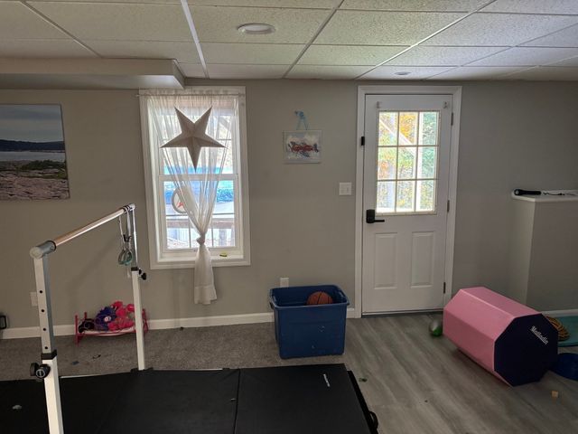 7 Lauren Ln, Sturbridge, MA 01518