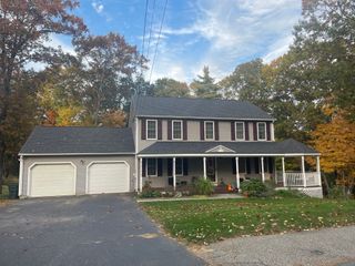 7 Lauren Ln, Sturbridge, MA 01518