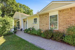10 Pheasant Trail, Coram, NY 11727