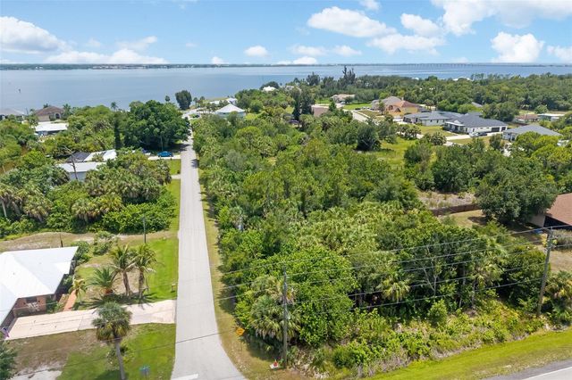 186 NORTHSHORE TERRACE, Punta Gorda, FL 33980