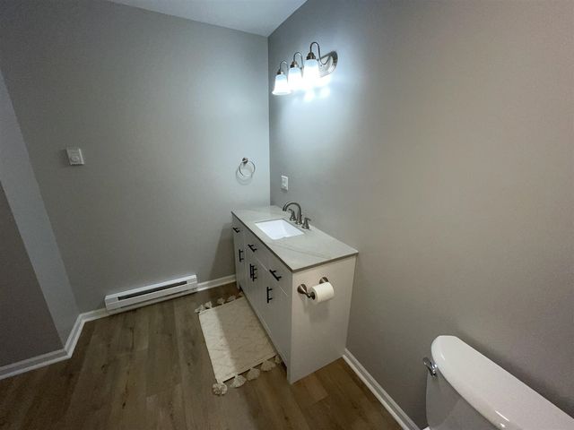913 Pine Avenue, Alma, MI 48801