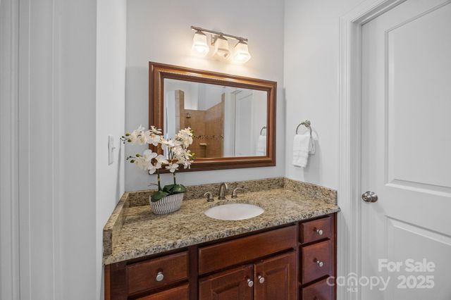 7909 Bay Pointe Drive, Denver, NC 28037