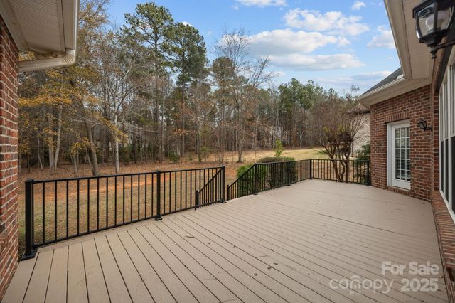 7909 Bay Pointe Drive, Denver, NC 28037