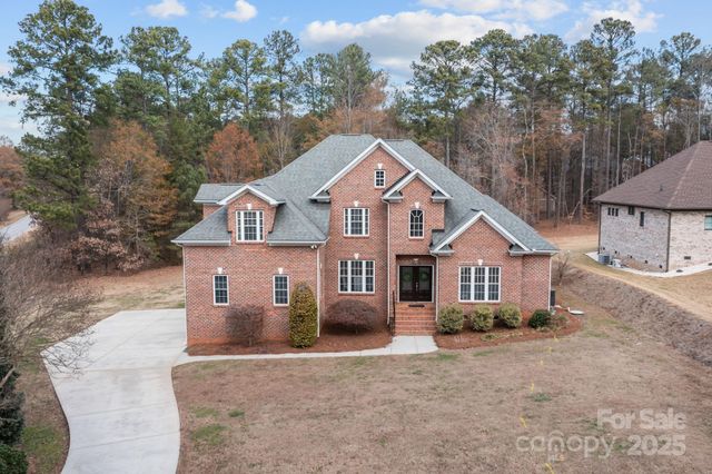 7909 Bay Pointe Drive, Denver, NC 28037