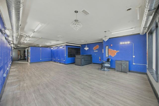350 N York Street 1, Elmhurst, IL 60126