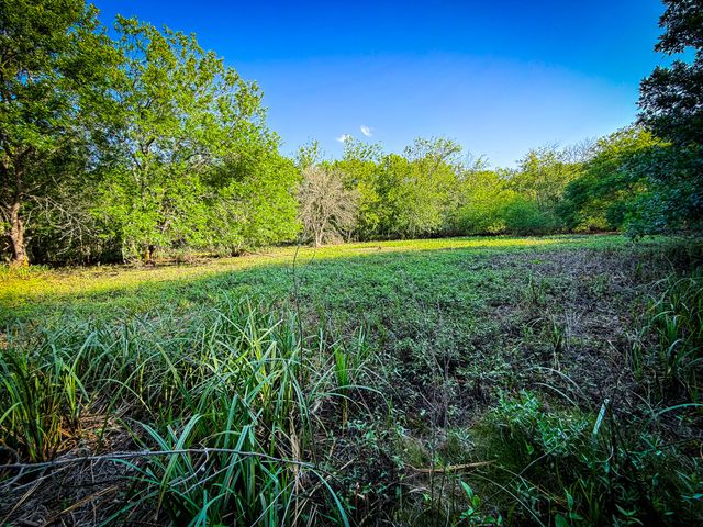 775 Ten Mile, Ferris, TX 75125