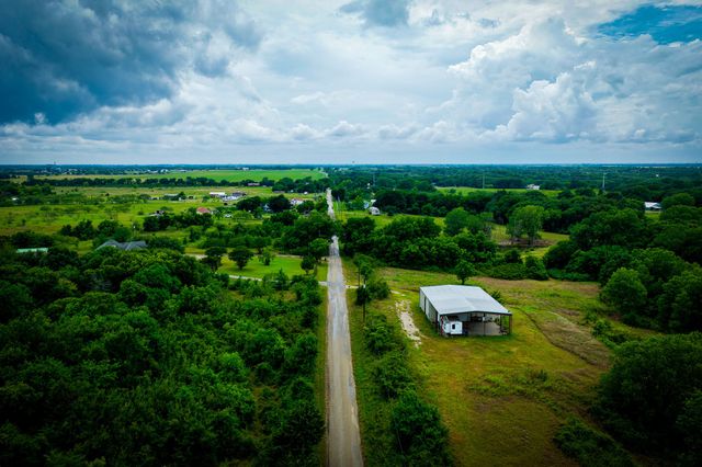 775 Ten Mile, Ferris, TX 75125