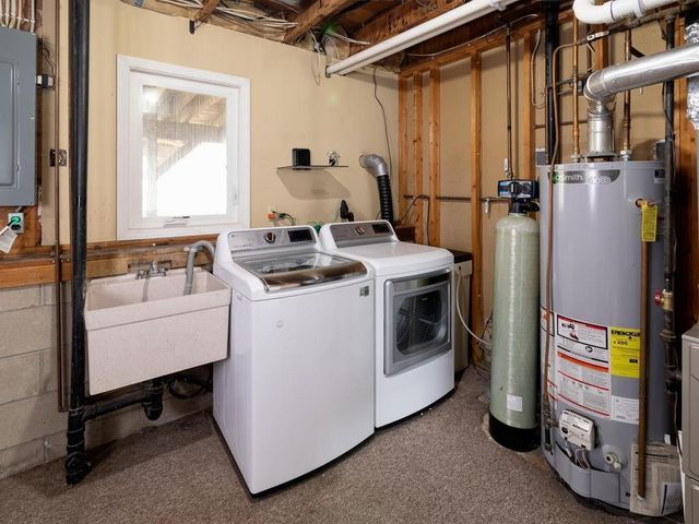 1743 Presidential Lane, Shakopee, MN 55379