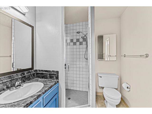 14825 Sw 106TH Ave, Portland, OR 97224