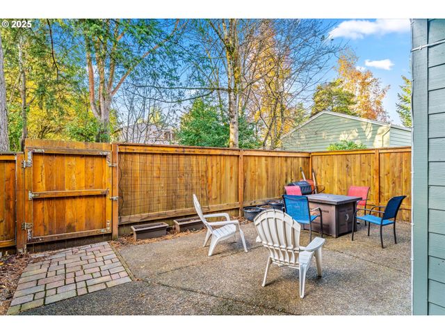14825 Sw 106TH Ave, Portland, OR 97224