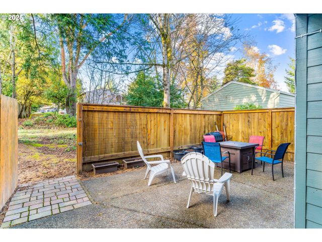 14825 Sw 106TH Ave, Portland, OR 97224