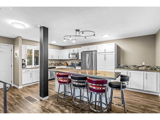 14825 Sw 106TH Ave, Portland, OR 97224