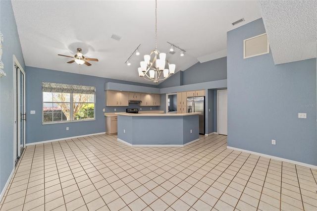11427 SW 82ND AVENUE, Ocala, FL 34481